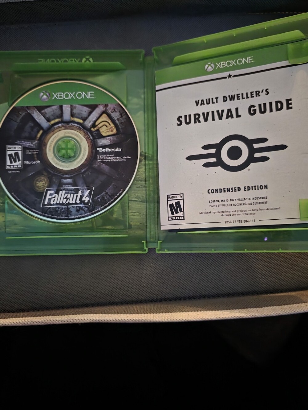 Fallout 4- Xbox One - Picture 3 of 4